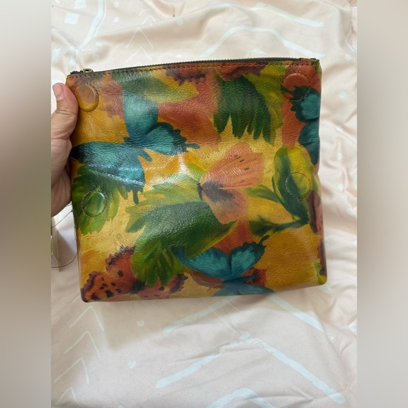 Patricia Nash Floral Leather Wristlet Clutch - Picture 4 of 6